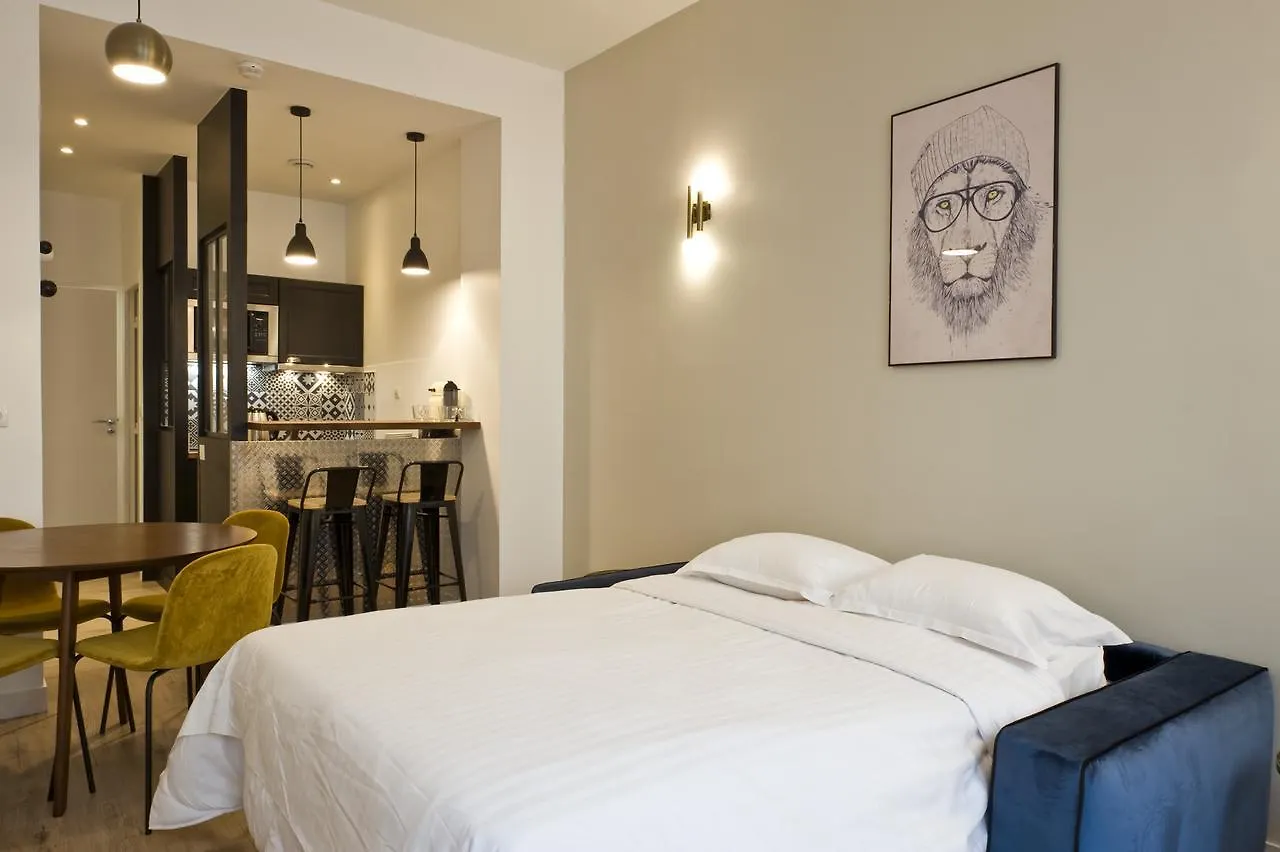 Pick A Flat - Rue De Navarin Apartment / Place Saint Georges * Paris